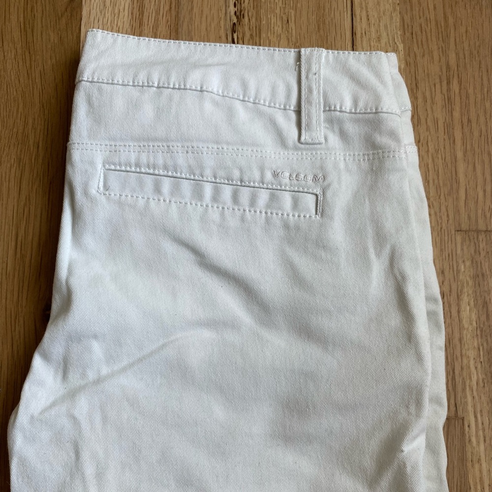 Volcom shorts